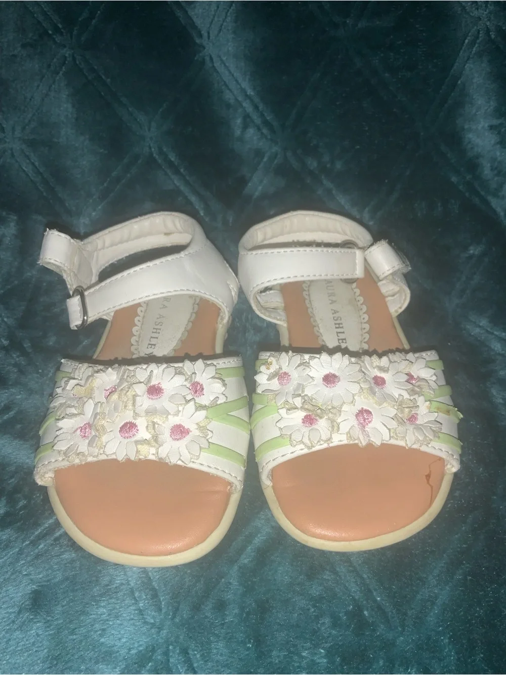 Laura Ashley Toddler Girls White Green And Pink Floral Flowers Sandals Sz 5